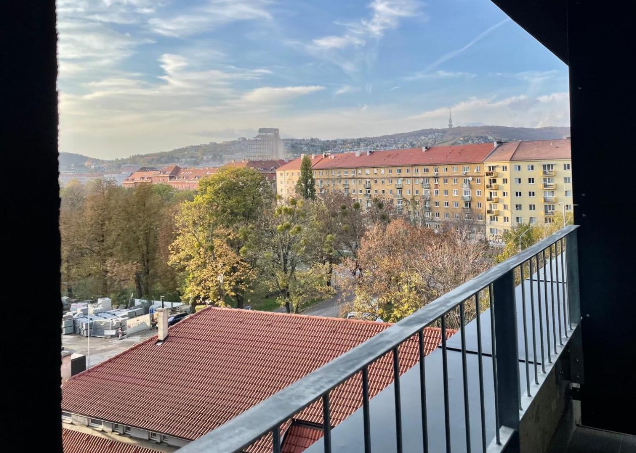 Kamzik Apartment Братислава Екстериор снимка